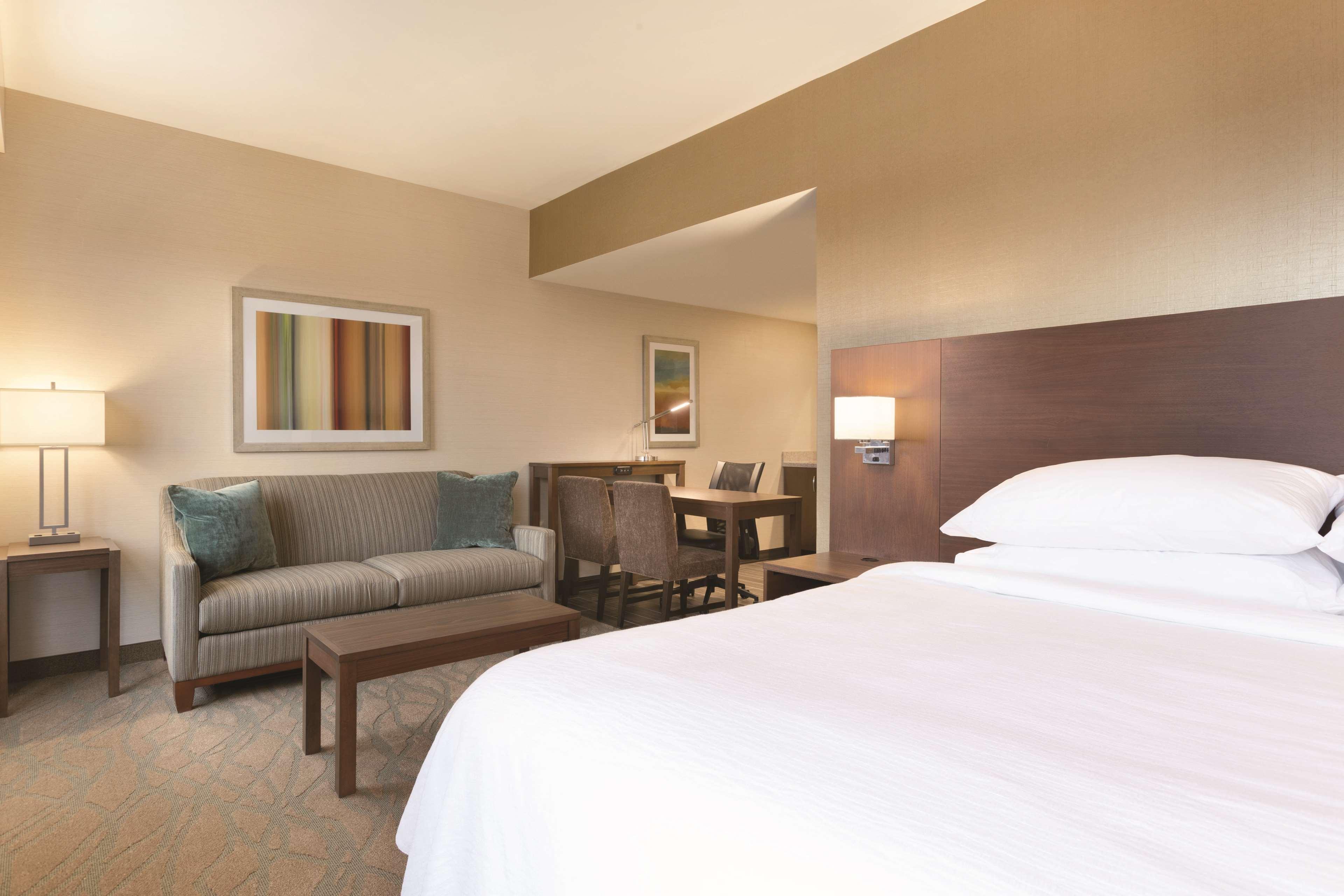 Embassy Suites By Hilton Akron Canton Airport North Canton Exteriör bild