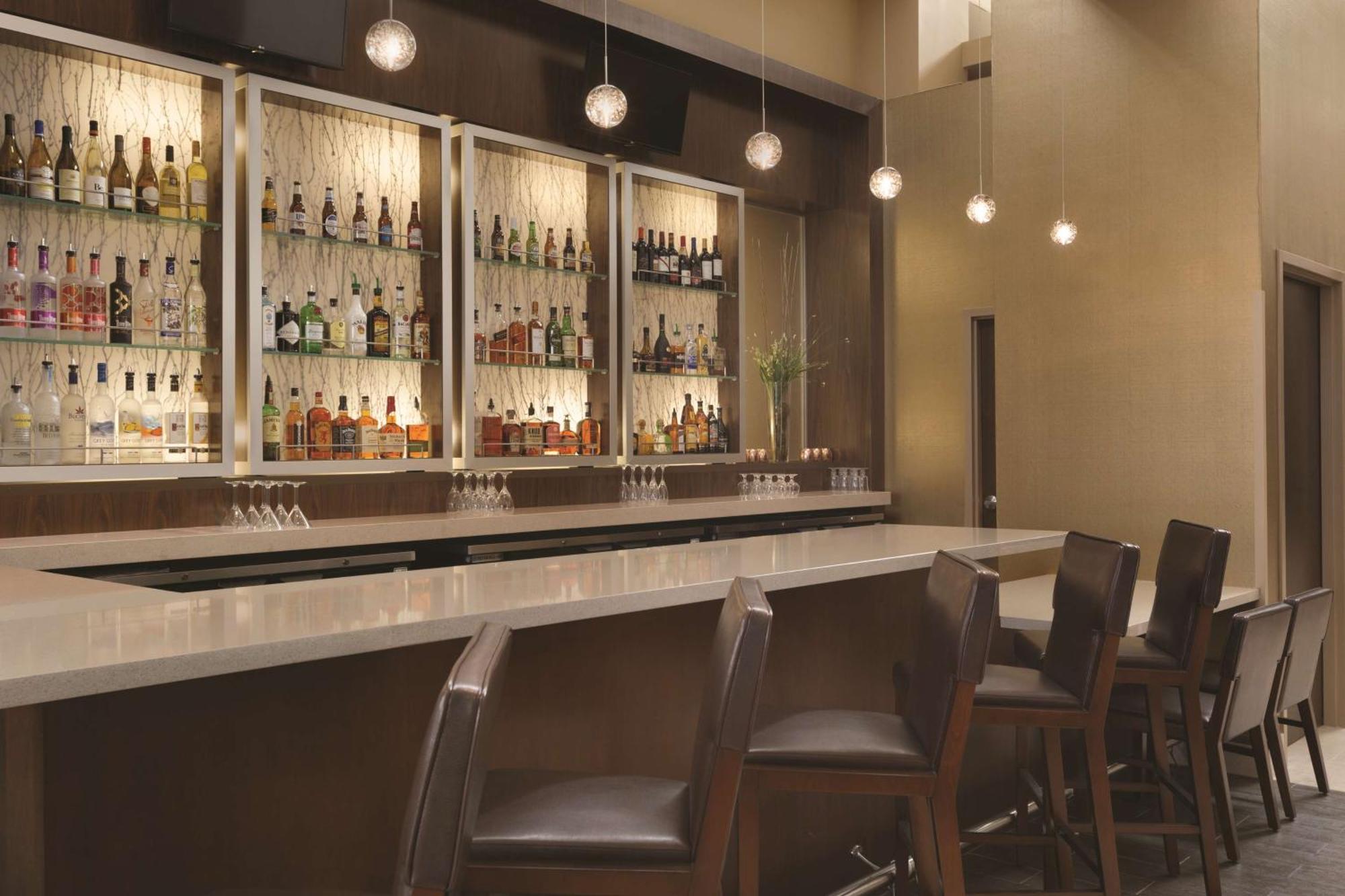 Embassy Suites By Hilton Akron Canton Airport North Canton Exteriör bild