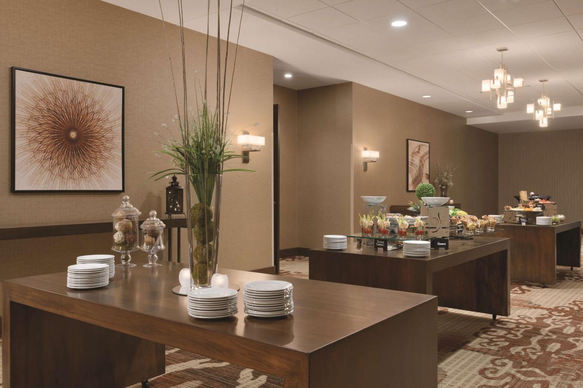 Embassy Suites By Hilton Akron Canton Airport North Canton Exteriör bild