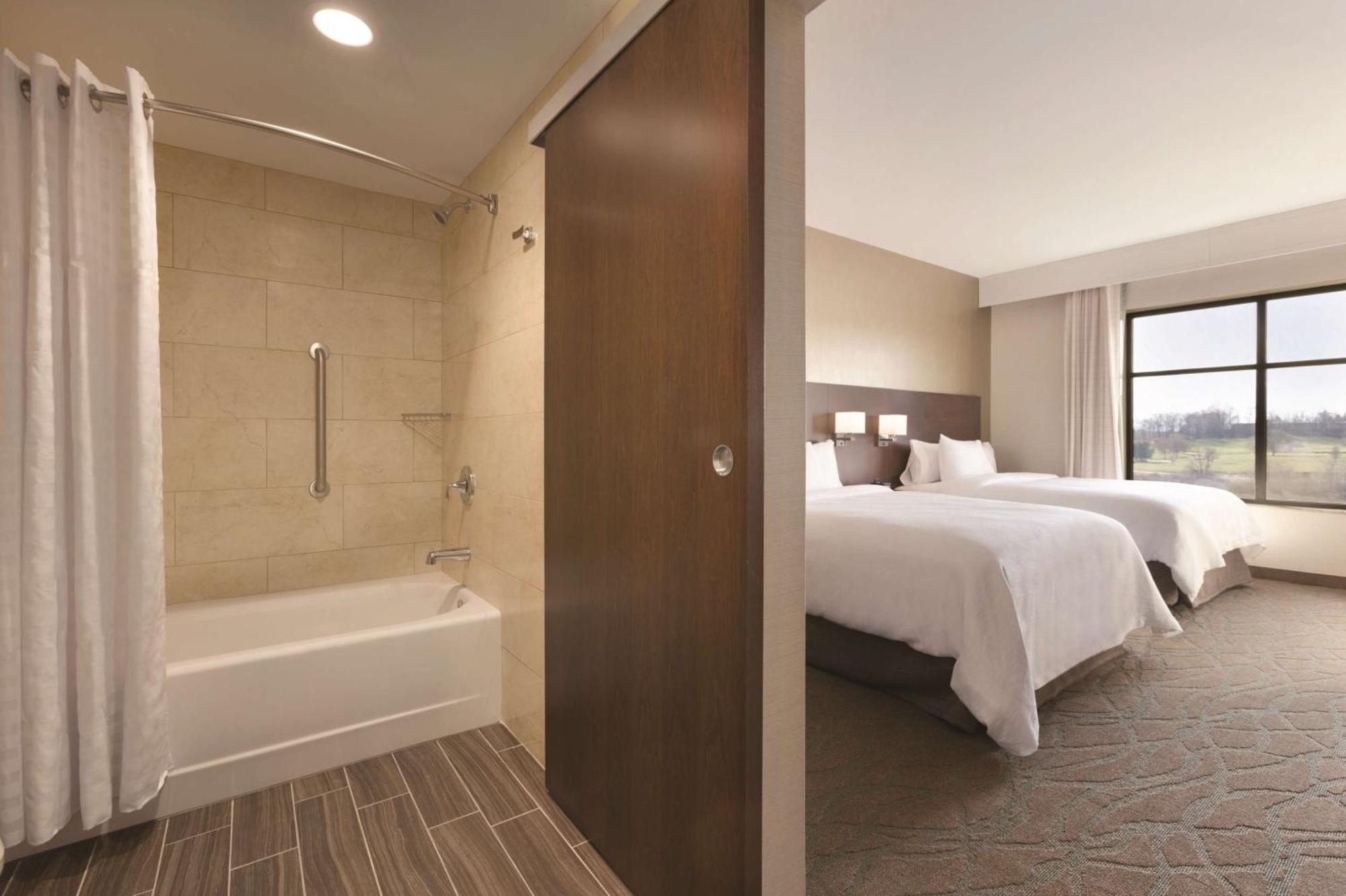 Embassy Suites By Hilton Akron Canton Airport North Canton Exteriör bild