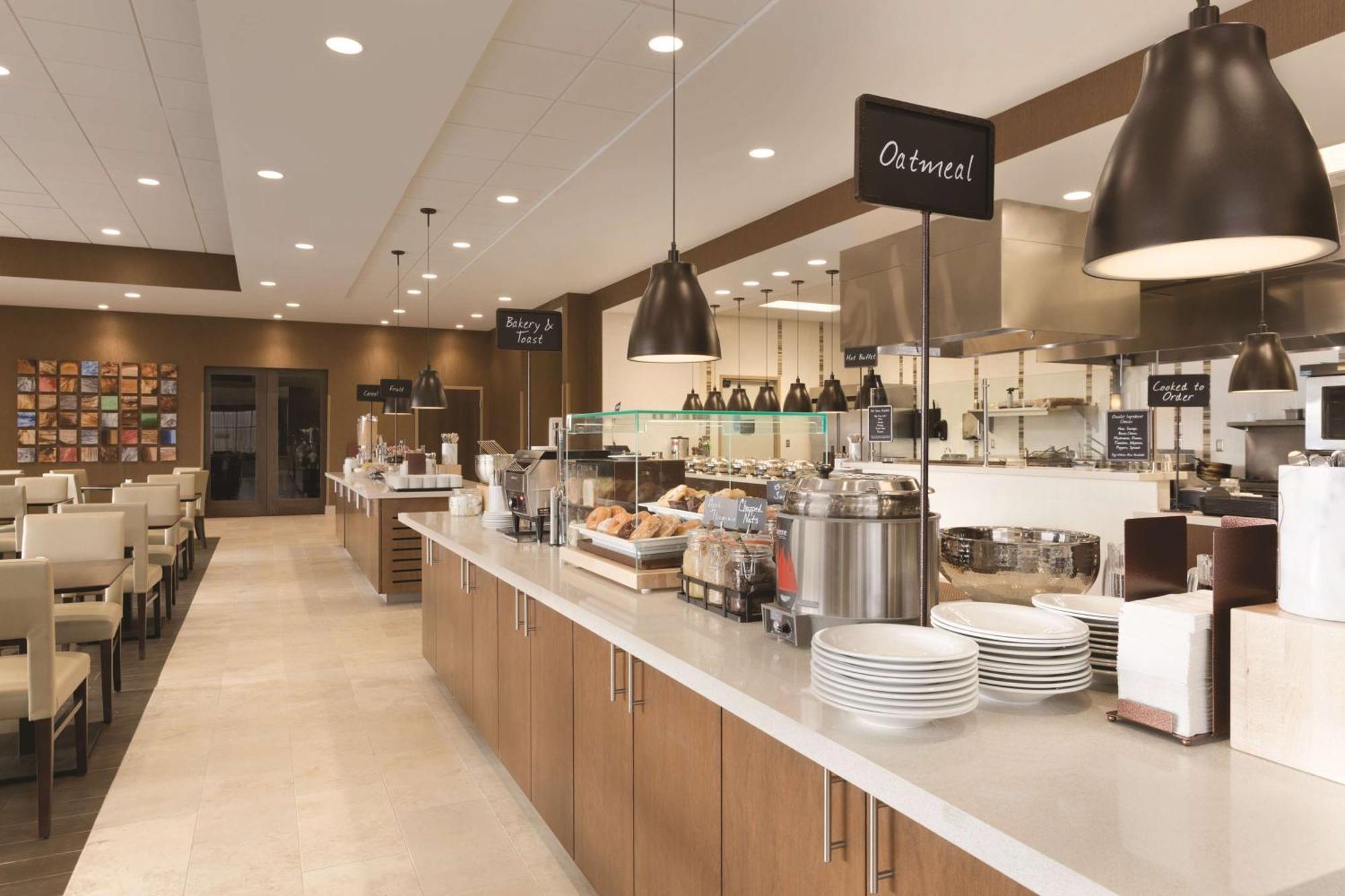 Embassy Suites By Hilton Akron Canton Airport North Canton Exteriör bild
